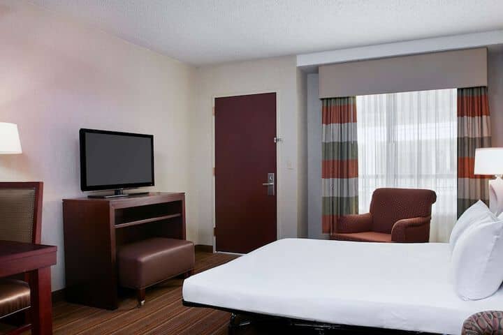 Room 22 of 45