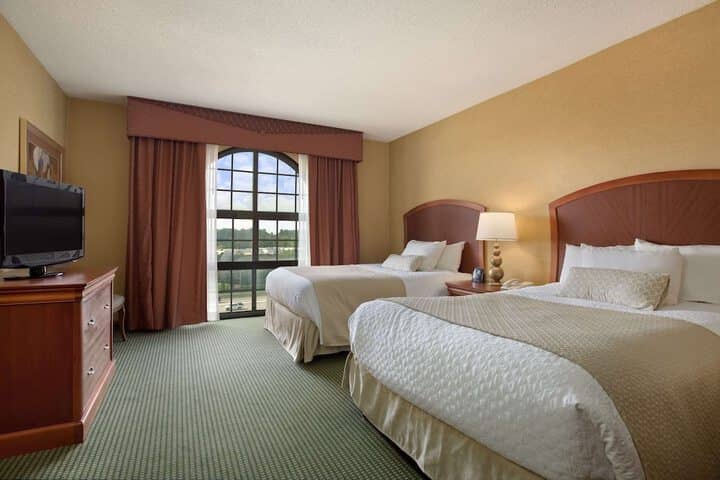 Room 18 of 46