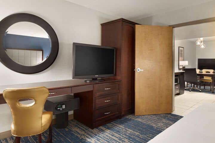 Room 15 of 43