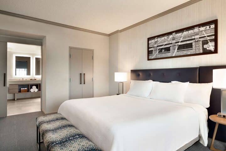 Room 16 of 70