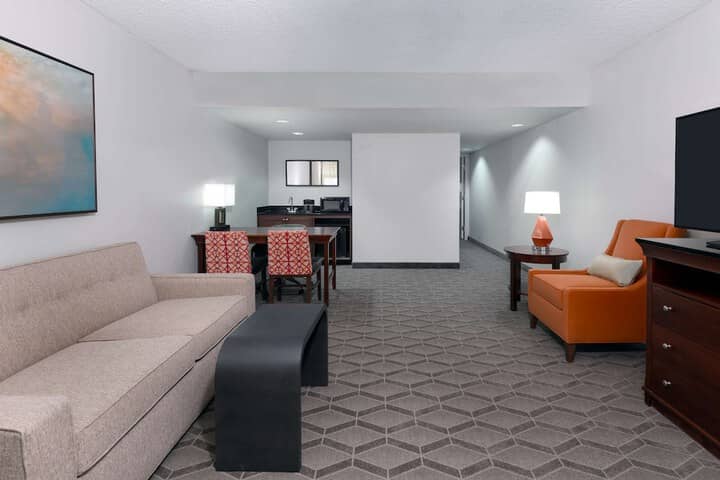 Room 16 of 67
