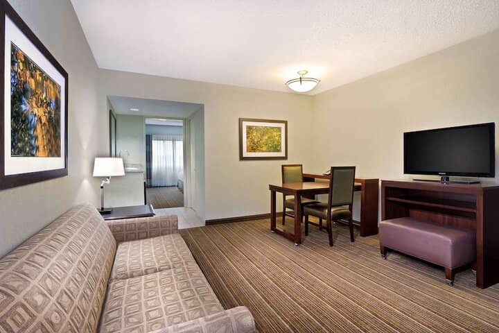 Room 12 of 45
