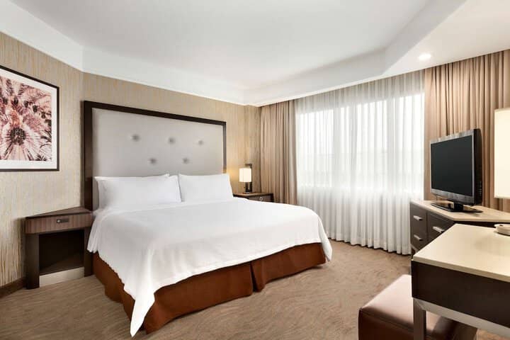 Room 17 of 79
