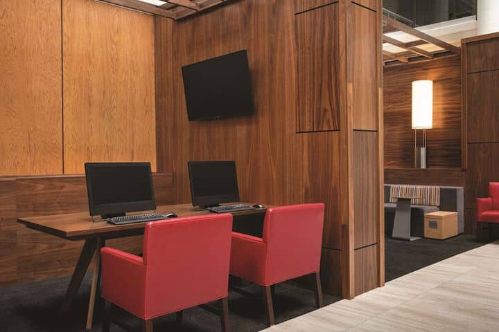 Business Center 43 of 45