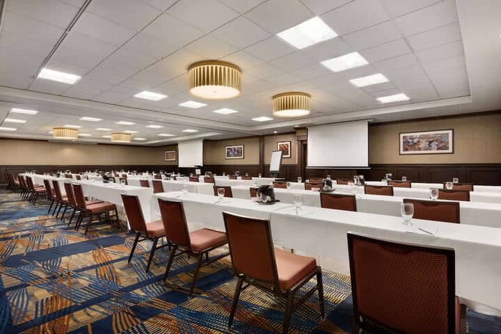 Meeting facility