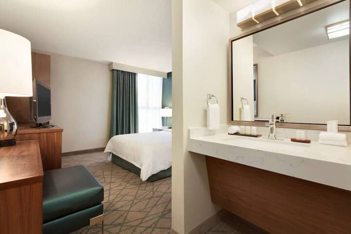 Room 20 of 42