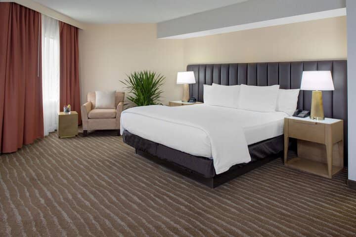 Room 10 of 78