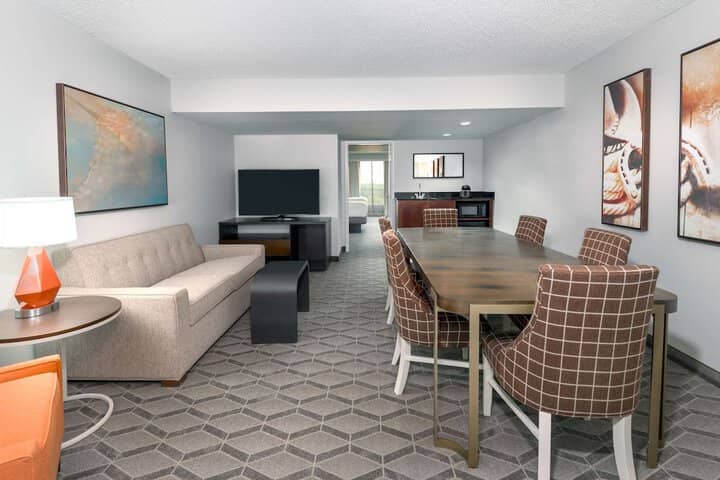 Room 15 of 67