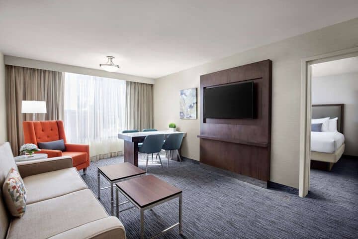 Room 11 of 41
