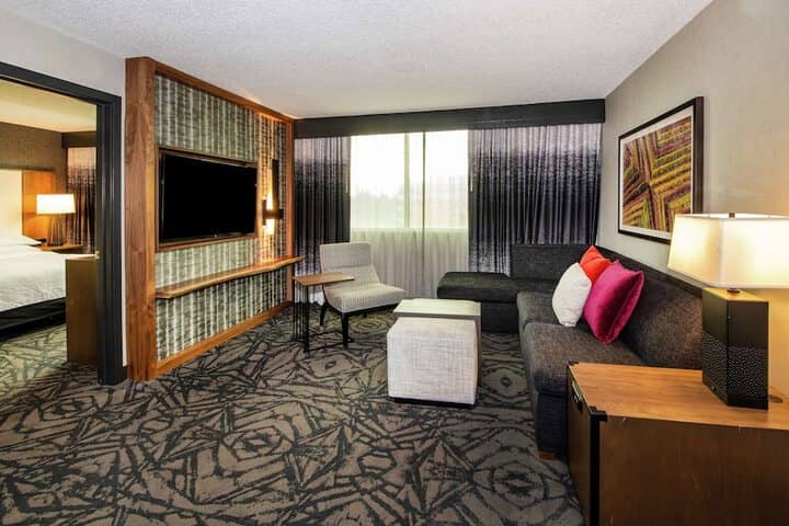 Room 17 of 54