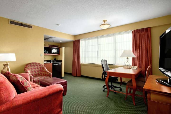 Room 16 of 46