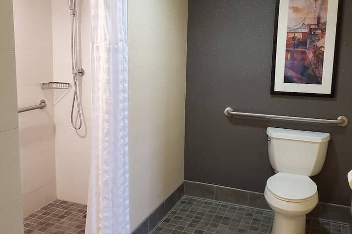Room 30 of 78