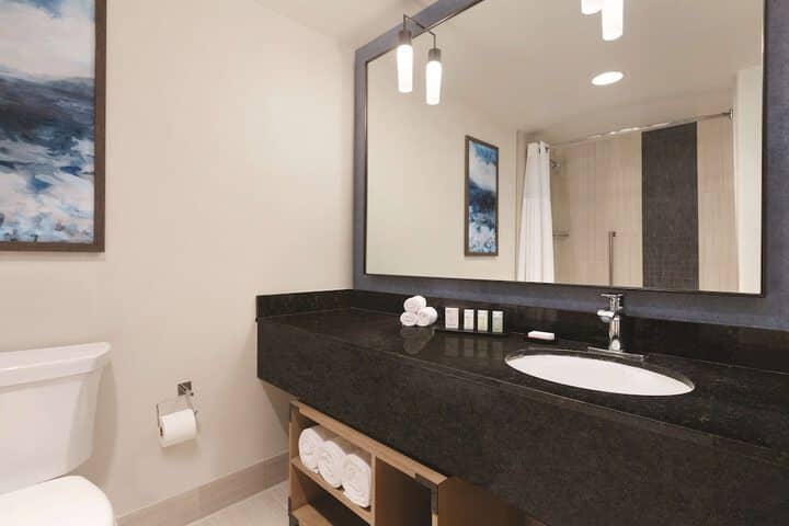 Room 44 of 70