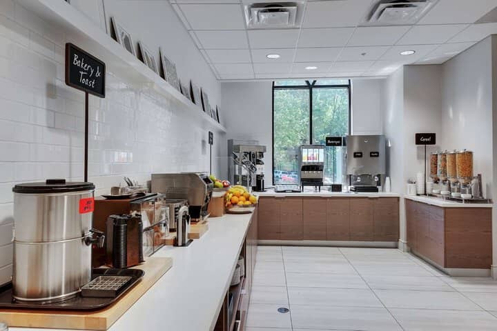 Breakfast/Coffee Service 36 of 61