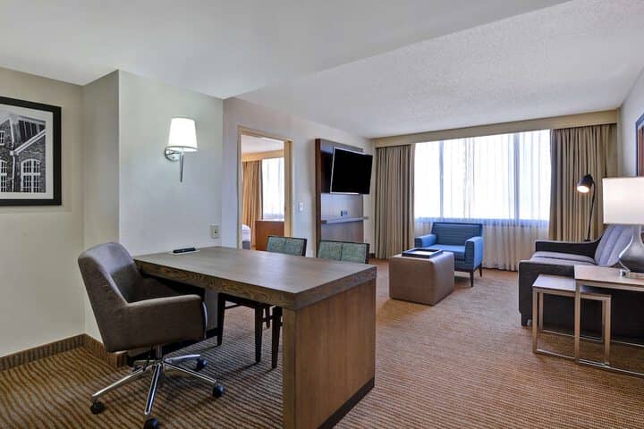Room 16 of 48