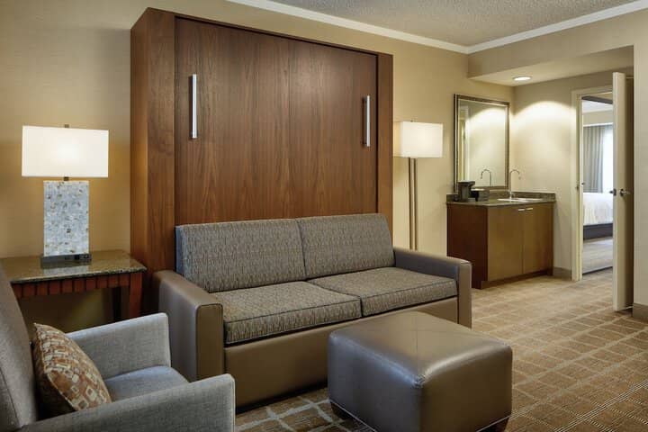 Room 5 of 63